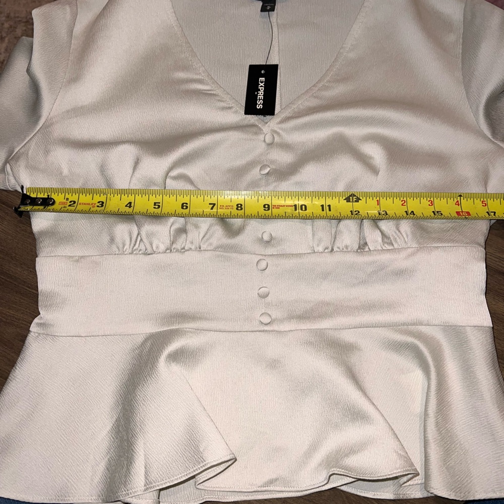 NWT Express Silky Champagne Peplum Top size Medium. - Picture 9 of 9